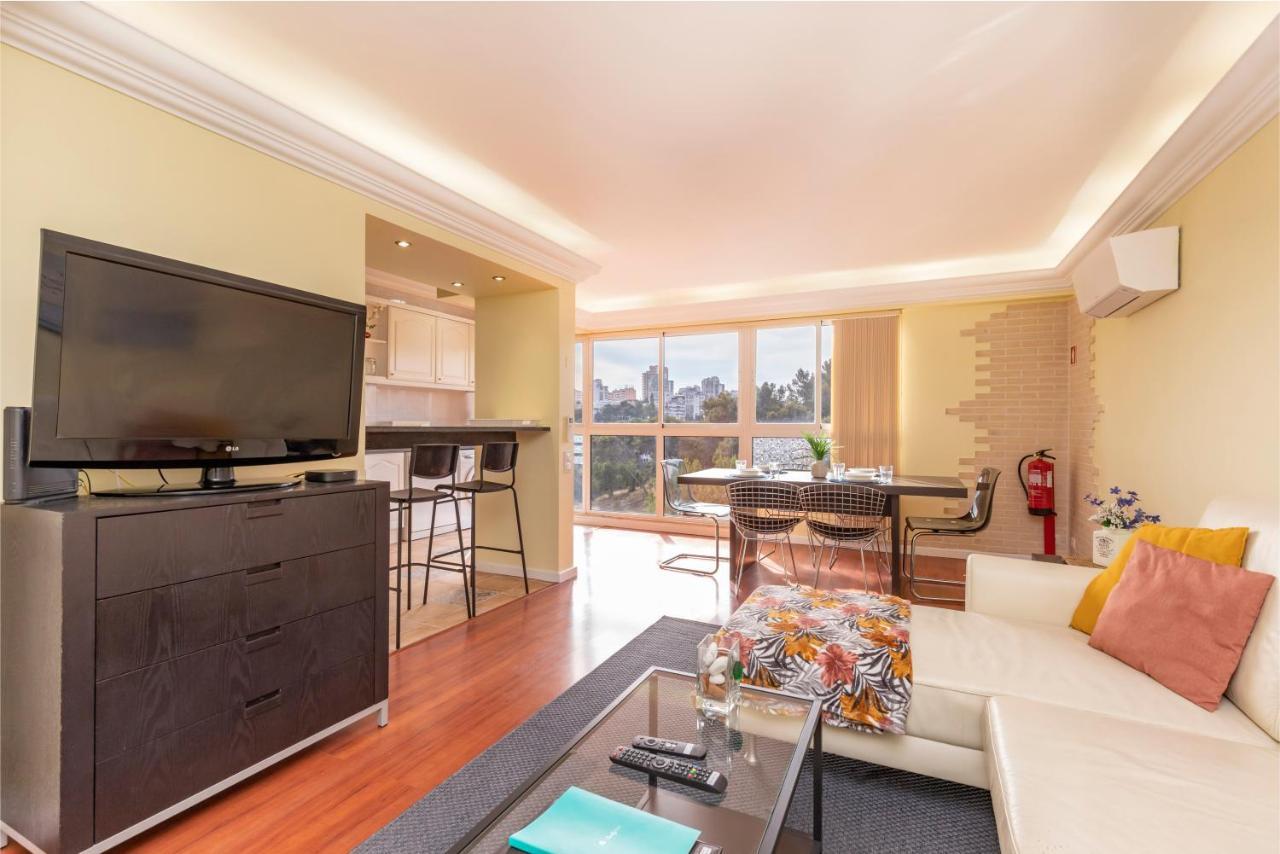 Cascais Sunshine Apartment By Lovelystay ภายนอก รูปภาพ